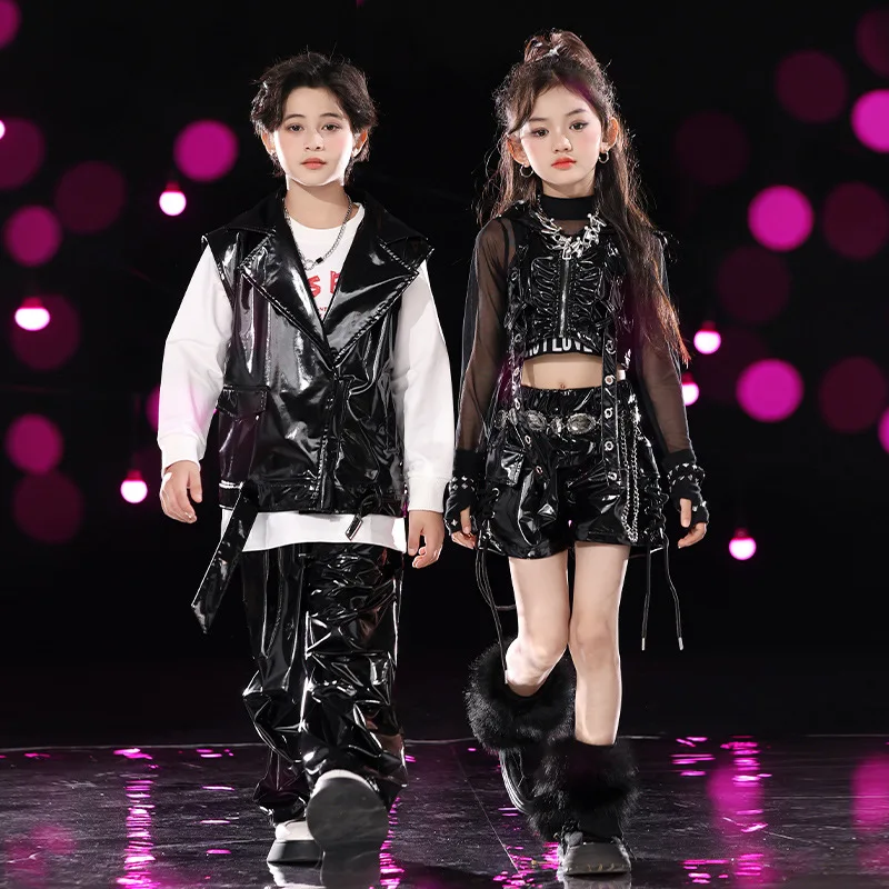 Street Fashion Model - Girls Sequin Jazz Dance Costume Set