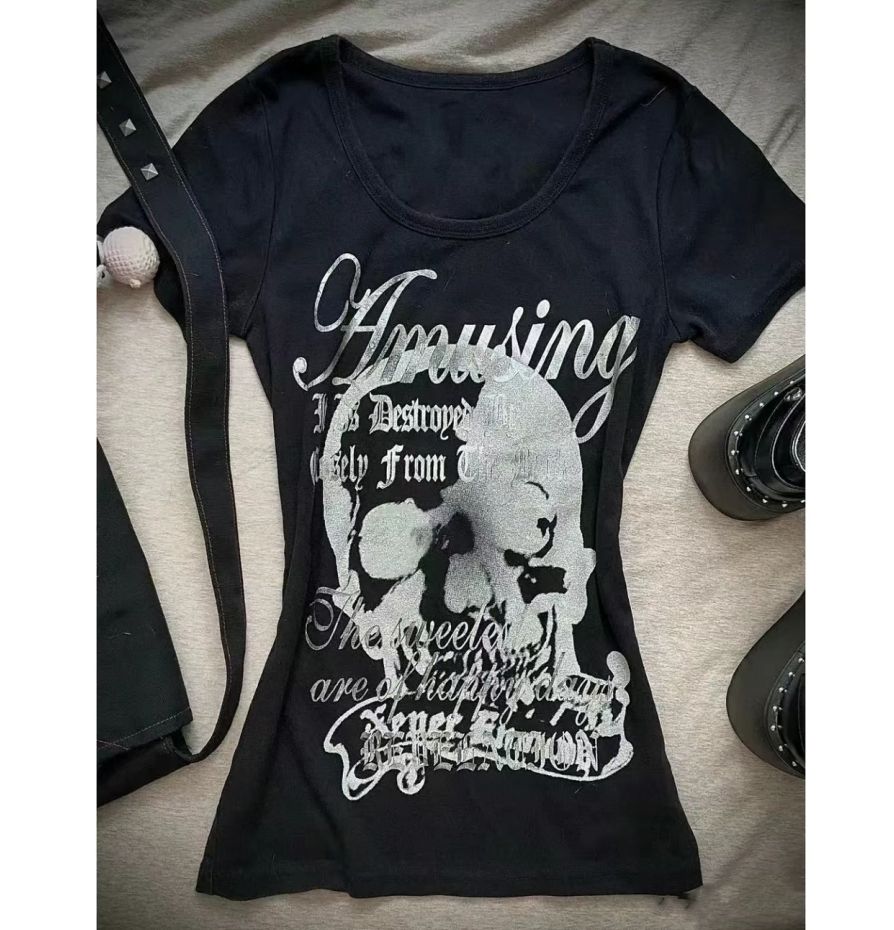 Vintage Shibuya Hottie Skull L - Street Fashion Shibuya ulasan dan harga