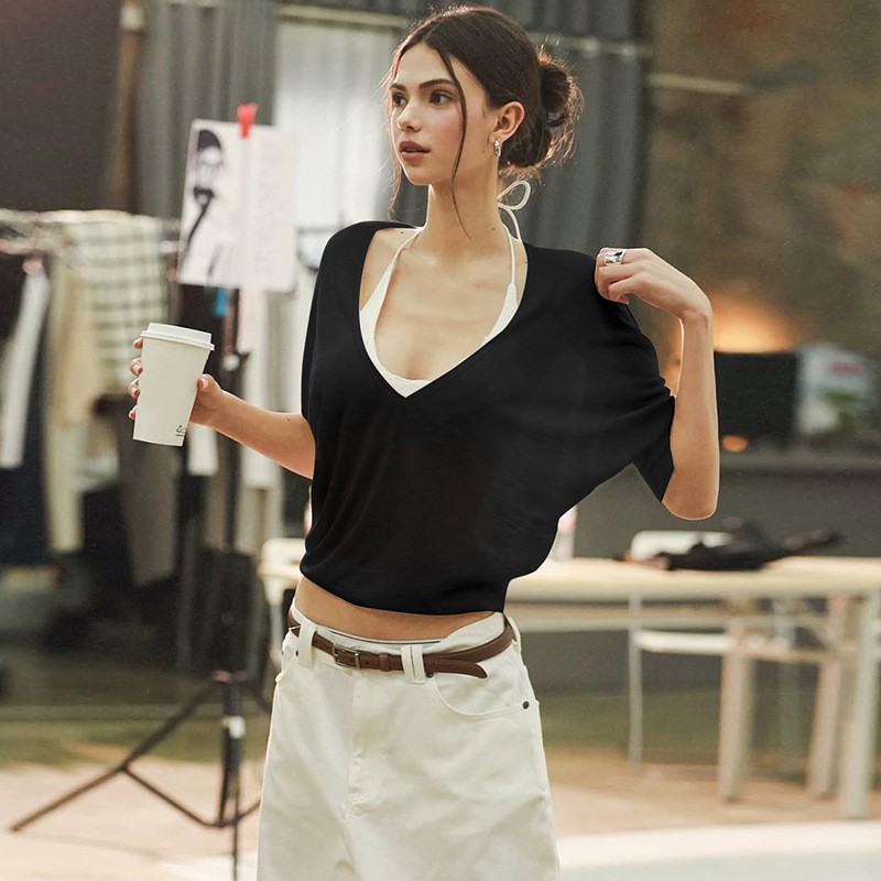 Pink Blouse Loose Fit V Neck S - Fashion Streetwear ulasan dan harga