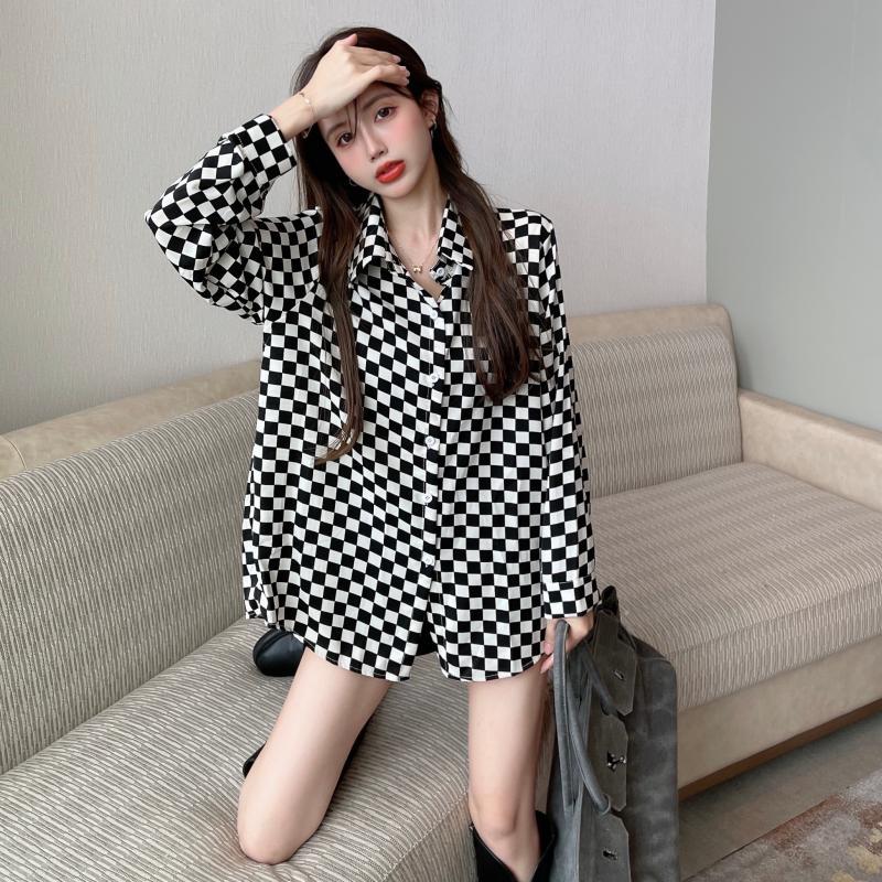 Polo Neck Plaid Button Loose H - Street Fashion Youth ulasan dan harga