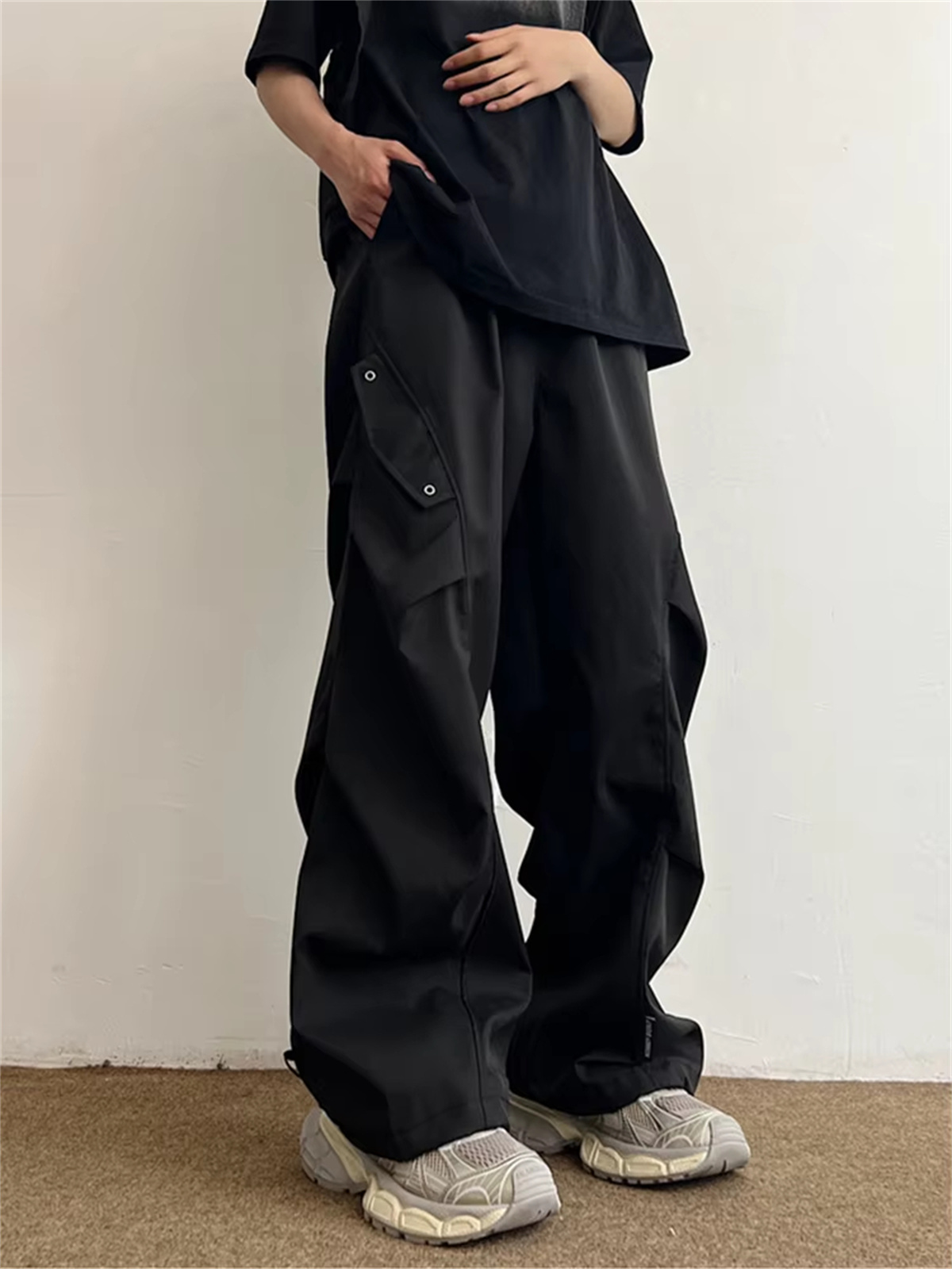 Techwear Parachute Cargo Pants - Street Fashion In Korea ulasan dan harga