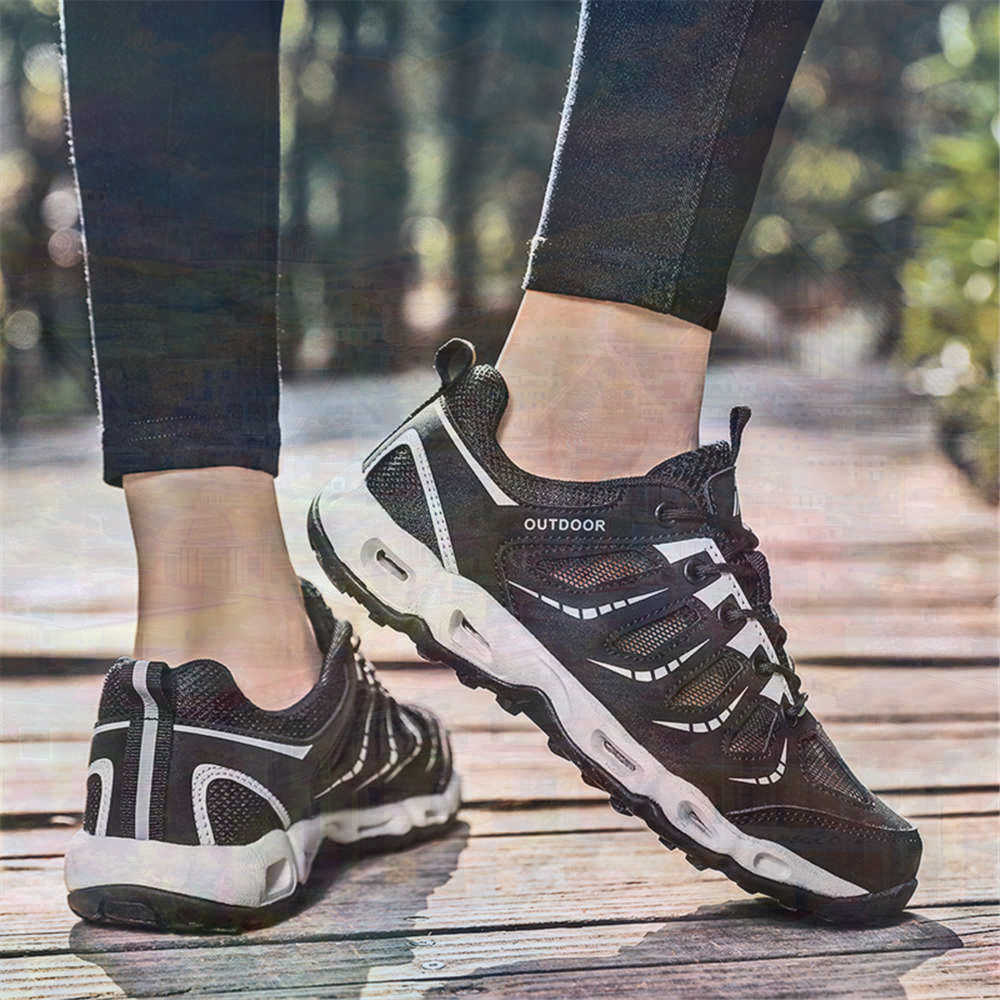 Sumer Round Tip Silver Sneaker - Street Fashion Official ulasan dan harga