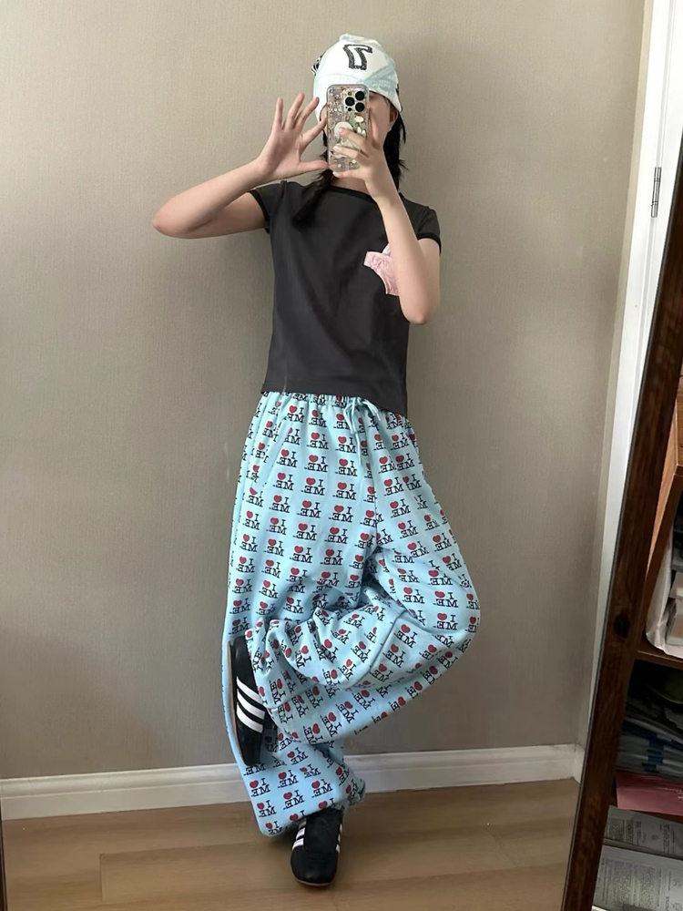 London Gen Z Girl Subculture Y - Street Fashion London ulasan dan harga